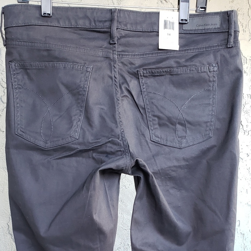 Women's Calvin Klein Jeans Gray Pinstripe Size 14